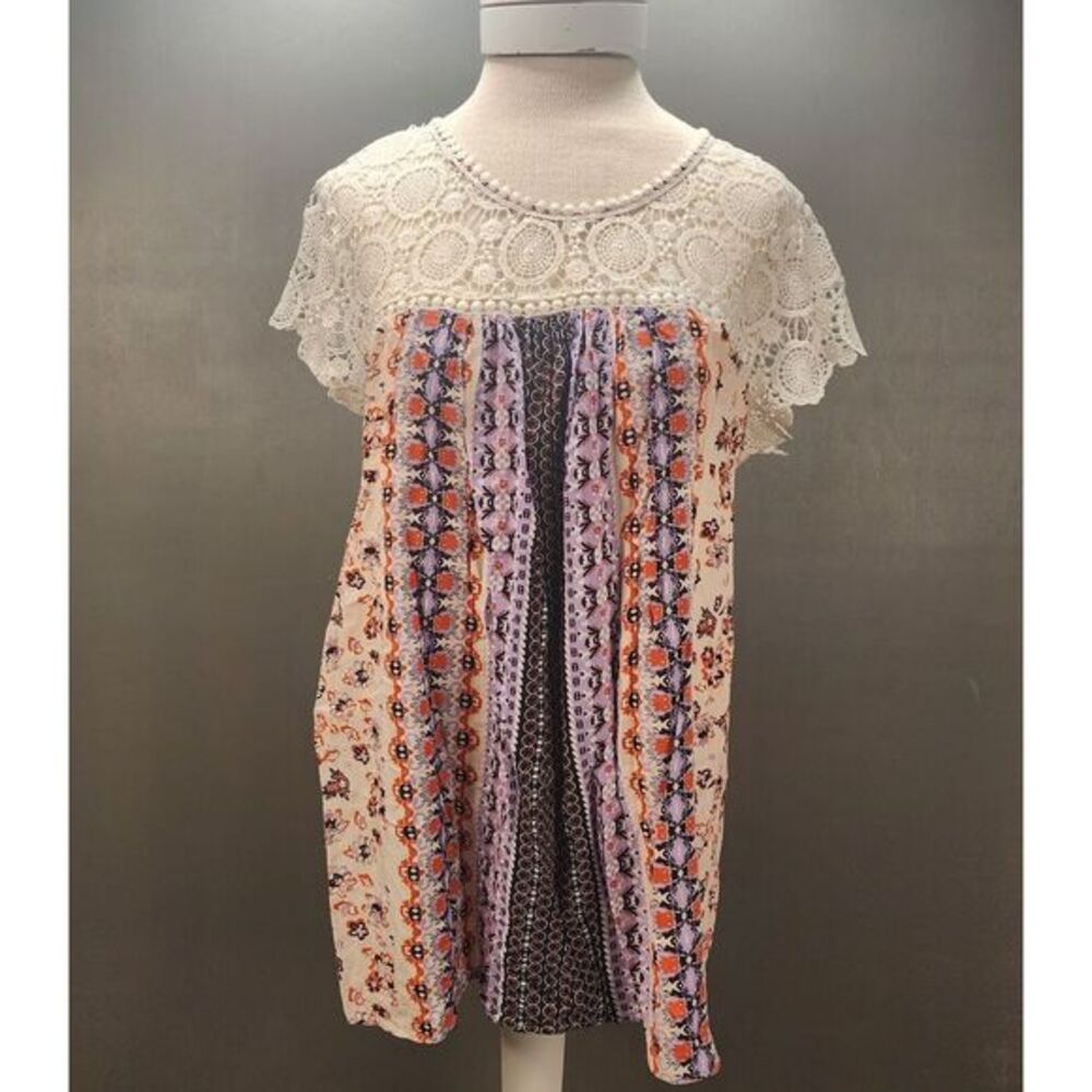 Suzanne Betro Women's Tunic Top Large Short Sleeve Floral Print Lace Yoke Hippie